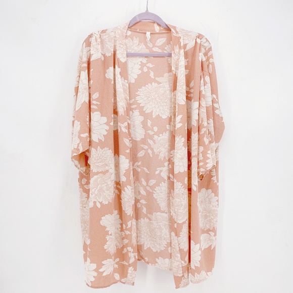 Pinkblush Sweaters - PinkBlush Pink Peony Print Floral Kimono Cardigan